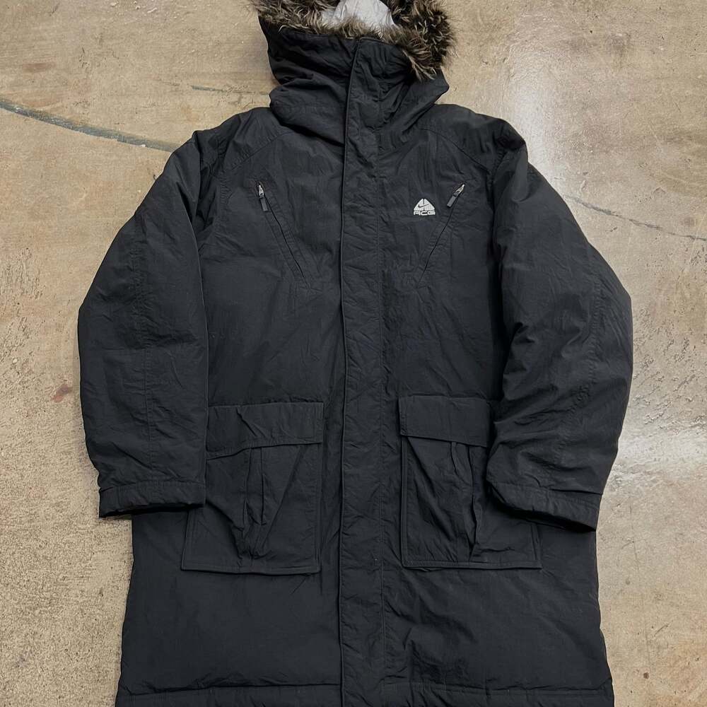 Women’s Nike ACG Arctic Down Puffer